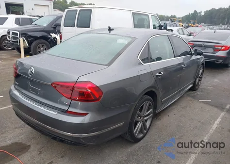 2017 Volkswagen Passat 1.8T R-Line from USA, damaged, VIN 1VWDT7A38HC042269